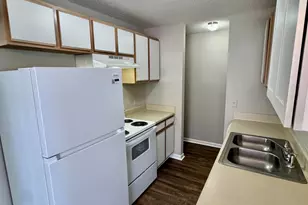 1251 Westpointe Dr, Greenville, NC 27834 - Photo 3