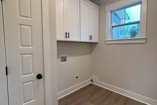 200 S Dimock Rd, Washington, NC 27889 - Photo 7