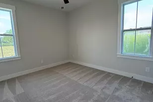 200 S Dimock Rd, Washington, NC 27889 - Photo 9