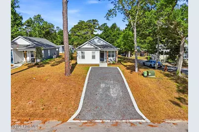 211 NE 78th Street, Oak Island, NC 28465 - Photo 21