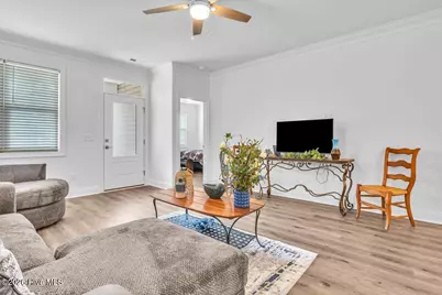211 NE 78th Street, Oak Island, NC 28465 - Photo 5