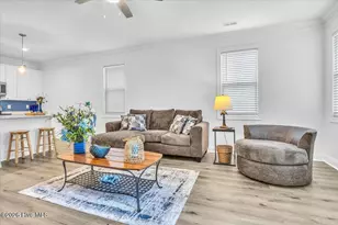 211 NE 78th St, Oak Island, NC 28465 - Photo 5