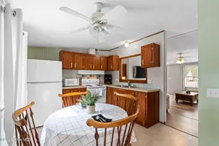 1319 Woodcrest Rd, Southport, NC 28461 - Photo 7