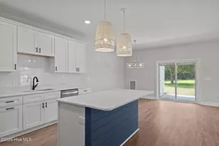 400 Lighthouse Ln, Cedar Point, NC 28584 - Photo 17