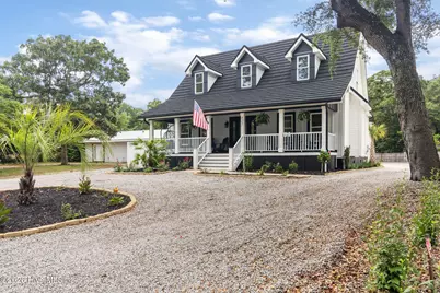 427 Womble Street, Oak Island, NC 28465 - Photo 7