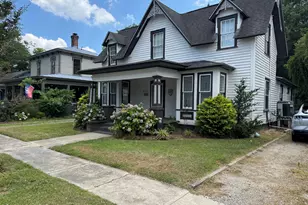 421 E 2nd St, Washington, NC 27889 - Photo 1