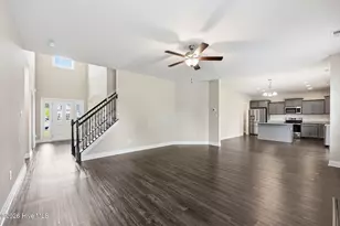 302 Seaglass Ct, Swansboro, NC 28584 - Photo 9