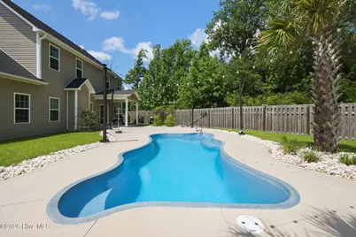 302 Seaglass Court, Swansboro, NC 28584 - Photo 3