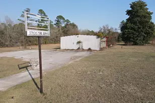 10201 McColl Rd, Laurinburg, NC 28352 - Photo 1