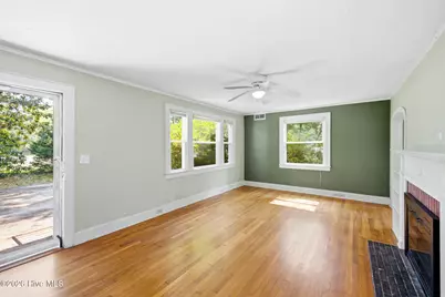 4924 Oleander Drive, Wilmington, NC 28403 - Photo 3
