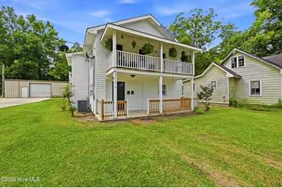 313 W Lewis Street #A & B, Whiteville, NC 28472 - Photo 3