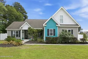 301 Big Pine Ct, Hubert, NC 28539 - Photo 1