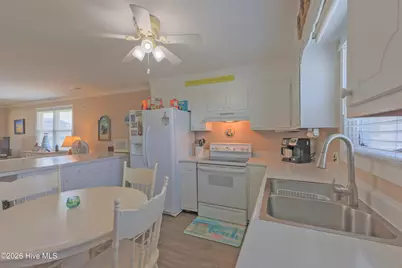 3031 3rd Street, Surf City, NC 28445 - Photo 7