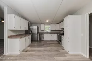 122 Woodbrook Dr, Piney Green, NC 28544 - Photo 9