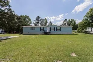 122 Woodbrook Dr, Piney Green, NC 28544 - Photo 3