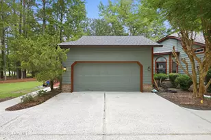 6015 Clubhouse Dr, New Bern, NC 28562 - Photo 41