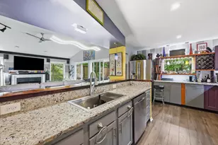 6015 Clubhouse Dr, New Bern, NC 28562 - Photo 9
