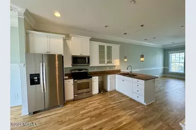 103 Charlotte Avenue #Apt 103, Carolina Beach, NC 28428 - Photo 5