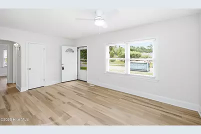 521 Thomas Avenue, Wilmington, NC 28405 - Photo 5