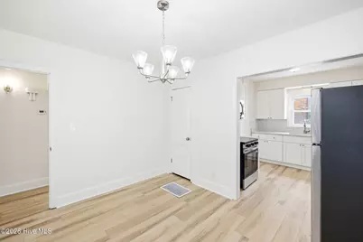 521 Thomas Avenue, Wilmington, NC 28405 - Photo 11