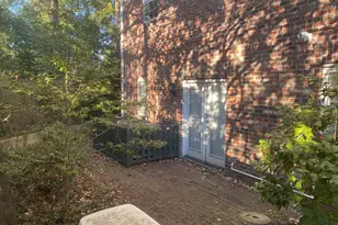 622 S 2nd St, Wilmington, NC 28401 - Photo 5