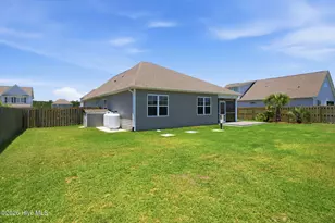 101 York Ln, Hampstead, NC 28443 - Photo 37