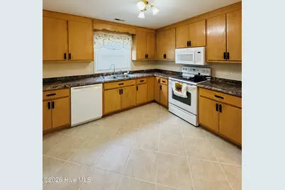 820 Cedar Point Circle, Elizabeth City, NC 27909 - Photo 7