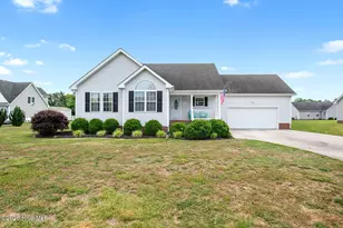 107 Chickadee St, Moyock, NC 27958 - Photo 3