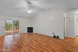 206 Chokecherry S, Richlands, NC 28574 - Photo 5