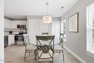 1525 Pine Brook Ct, Greenville, NC 27858 - Photo 7