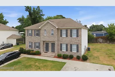 1525 Pine Brook Court #B, Greenville, NC 27858 - Photo 5