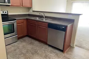 402 Glenhaven Ln, Jacksonville, NC 28546 - Photo 7