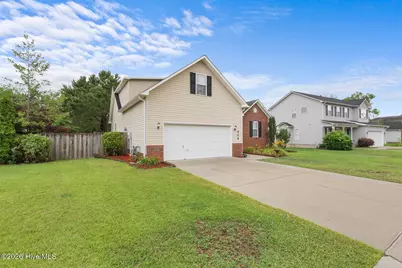 906 Savannah Drive, Jacksonville, NC 28546 - Photo 3