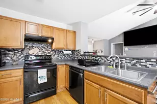 730 Oak Branches Close SE, Leland, NC 28451 - Photo 5