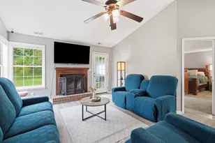 205 Mahogany Dr, Jacksonville, NC 28540 - Photo 17