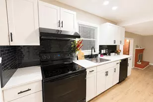 3202 College Road S, Wilmington, NC 28412 - Photo 17