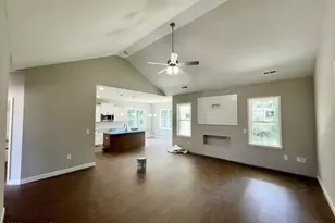 306 Creeks Edge Dr, Pikeville, NC 27863 - Photo 3