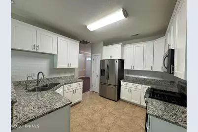 217 Stagecoach Drive, Jacksonville, NC 28546 - Photo 5