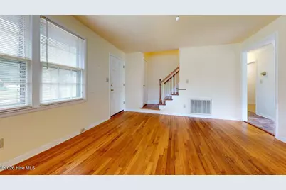 7 Barksdale Drive, Jacksonville, NC 28540 - Photo 5