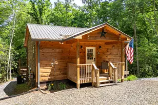 297 Summitt Ln, Murphy, NC 28906 - Photo 1