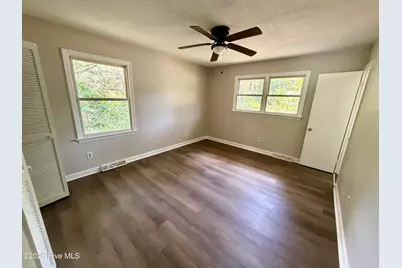 27 Vermont Avenue, Washington, NC 27889 - Photo 25