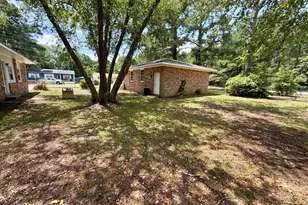 27 Vermont Ave, Washington, NC 27889 - Photo 5