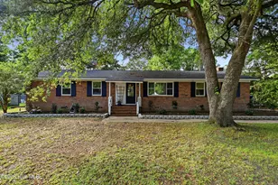 146 E Bedford Rd, Wilmington, NC 28411 - Photo 1