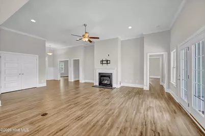 5613 Claremont Court, Wilmington, NC 28409 - Photo 7