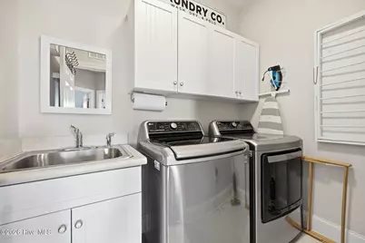 203 S Academy Street, Washington, NC 27889 - Photo 51
