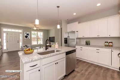 705 E Battle Avenue, Tarboro, NC 27886 - Photo 9