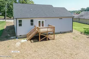 705 E Battle Ave, Tarboro, NC 27886 - Photo 3
