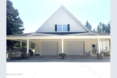 727 Mount Olive Road, Bladenboro, NC 28320 - Photo 9