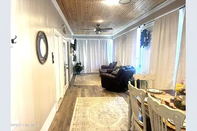 727 Mount Olive Road, Bladenboro, NC 28320 - Photo 3