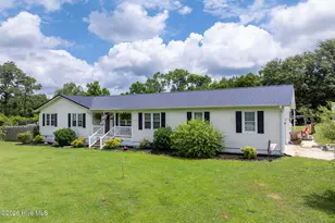 388 Comfort Rd, Richlands, NC 28574 - Photo 3